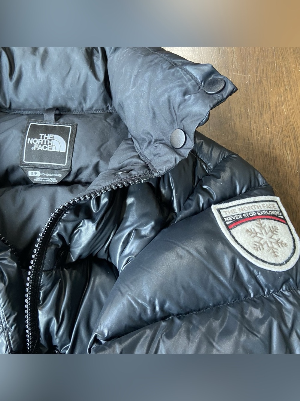 The North Face Goose Down Puffer Jacket Womens S Black Shiny Winter Coat Patch